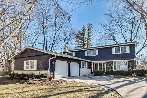 Palatine, IL 60067,159 W Garden CT