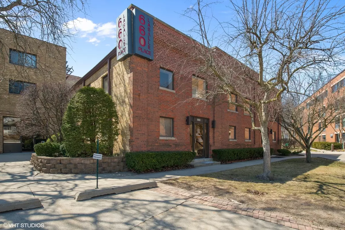 Highland Park, IL 60035,660 La Salle PL