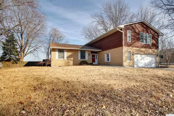 208 Birch ST, Ursa, IL 62376