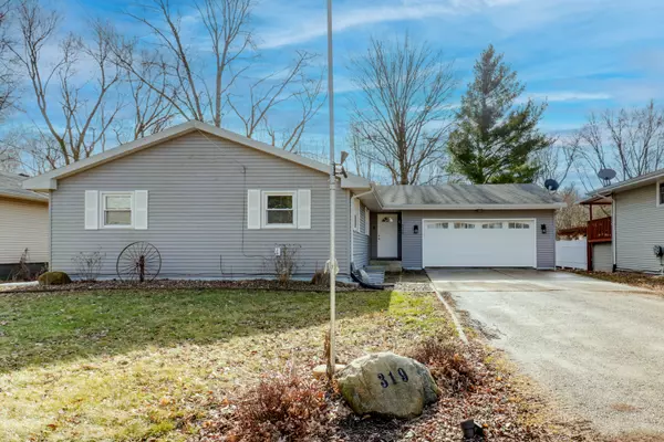 Towanda, IL 61776,319 E Washington ST