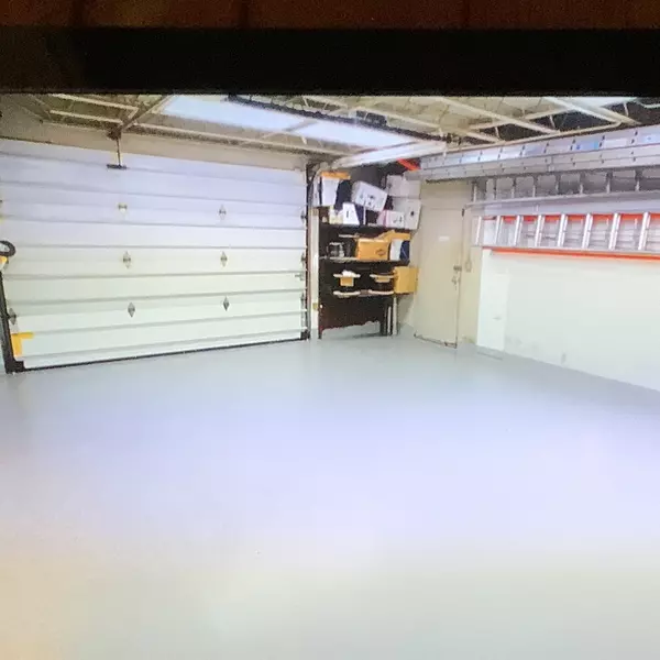 Wilmette, IL 60091,809 RIDGE RD #GARAGE-OFFICE-BASEMENT