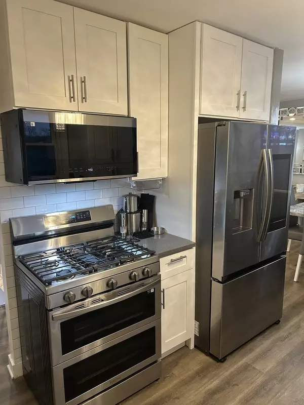 Country Club Hills, IL 60478,18009 Ravisloe TER