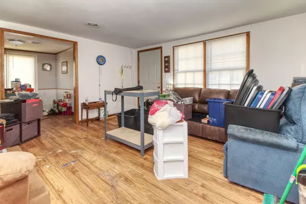 Crest Hill, IL 60403,2019 Greengold ST