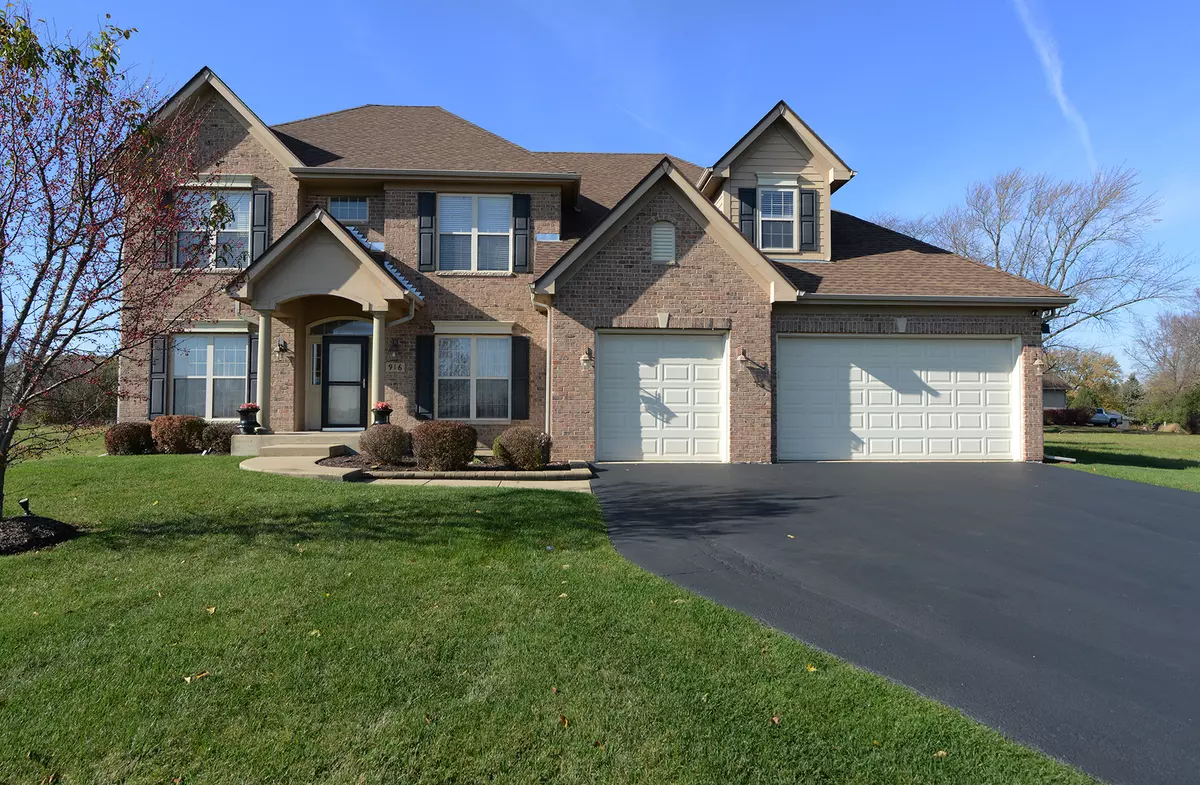 North Aurora, IL 60542,916 Fair Meadow ST