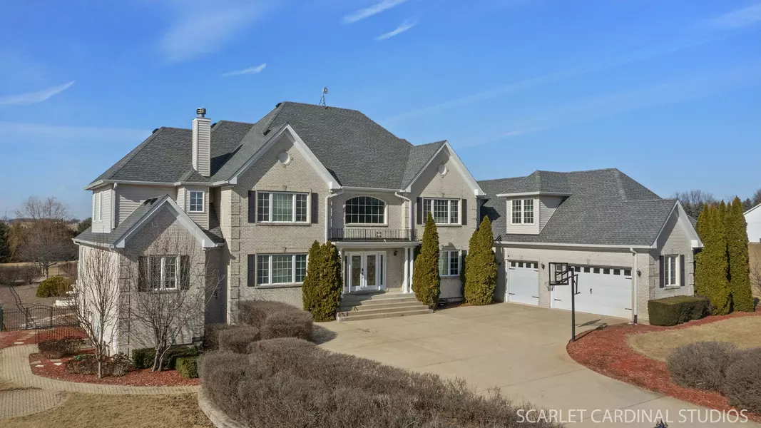 6191 Southfield LN, Oswego, IL 60543