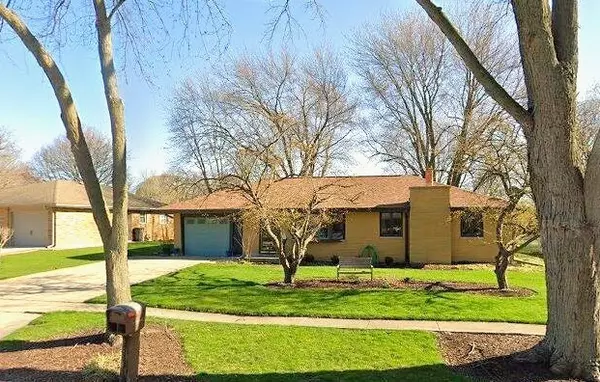 Sugar Grove, IL 60554,208 Calkins DR