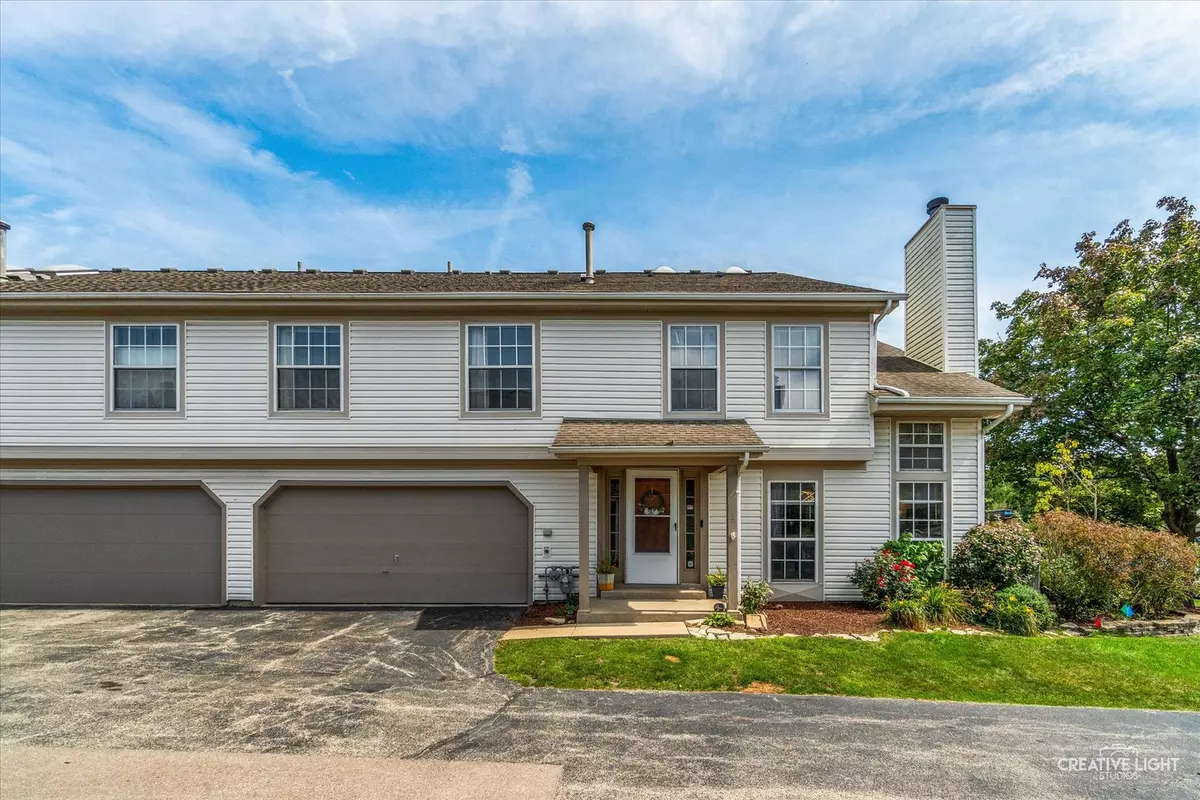 Warrenville, IL 60555,3S054 Timber DR