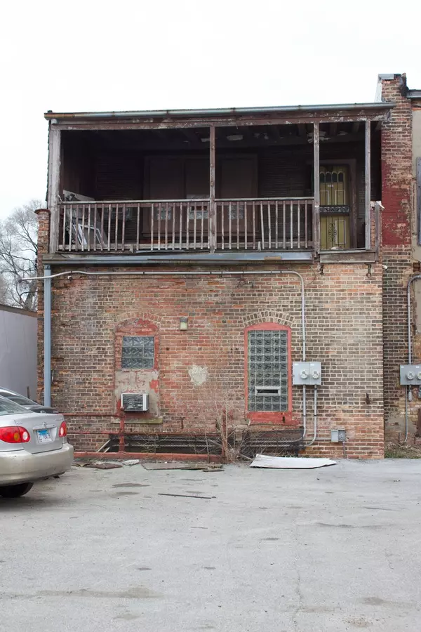 Chicago, IL 60636,6452 S Ashland AVE