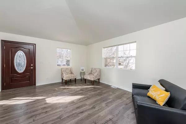 Round Lake Beach, IL 60073,1603 North AVE