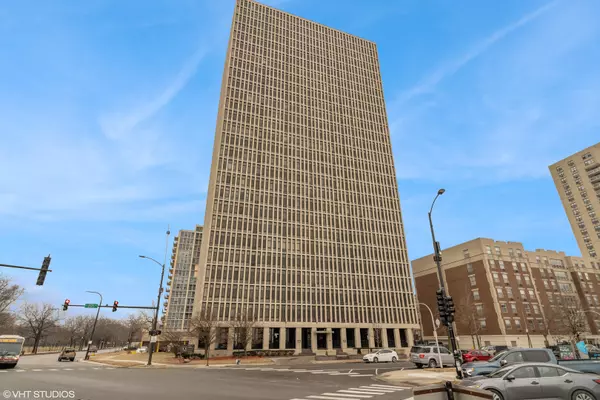 6700 S South Shore DR #16D, Chicago, IL 60649