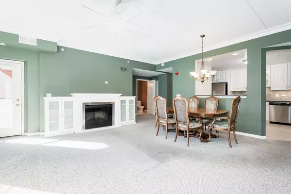 Lombard, IL 60148,845 E 22nd ST #216