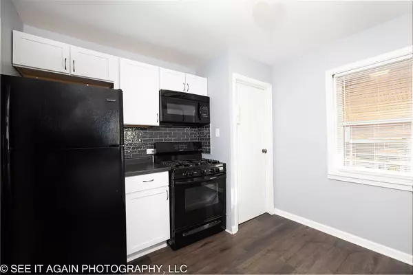 Chicago, IL 60628,10600 S Forest AVE