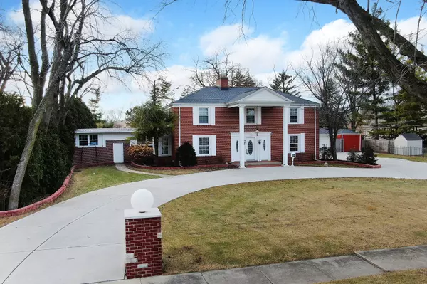Joliet, IL 60435,305 N Reed ST