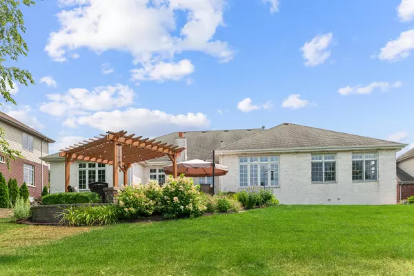 Mokena, IL 60448,19964 Red Oak DR