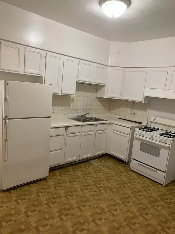 Chicago, IL 60625,4919 N Lawndale AVE