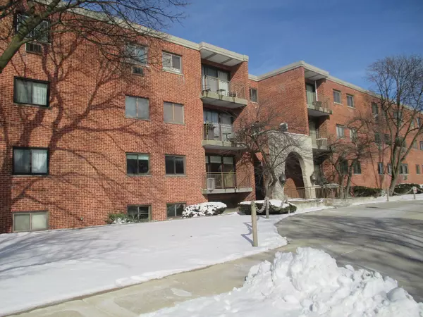 Elmhurst, IL 60126,197 W Armitage AVE #109