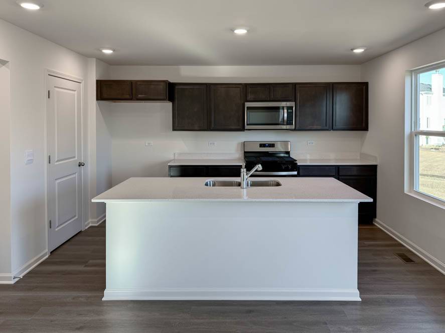 Zion, IL 60099,3502 Rebecca DR