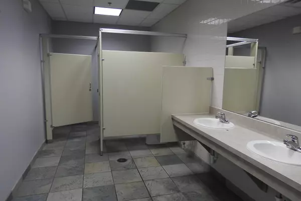 Hazel Crest, IL 60429,3330 W 177th ST #2A-B