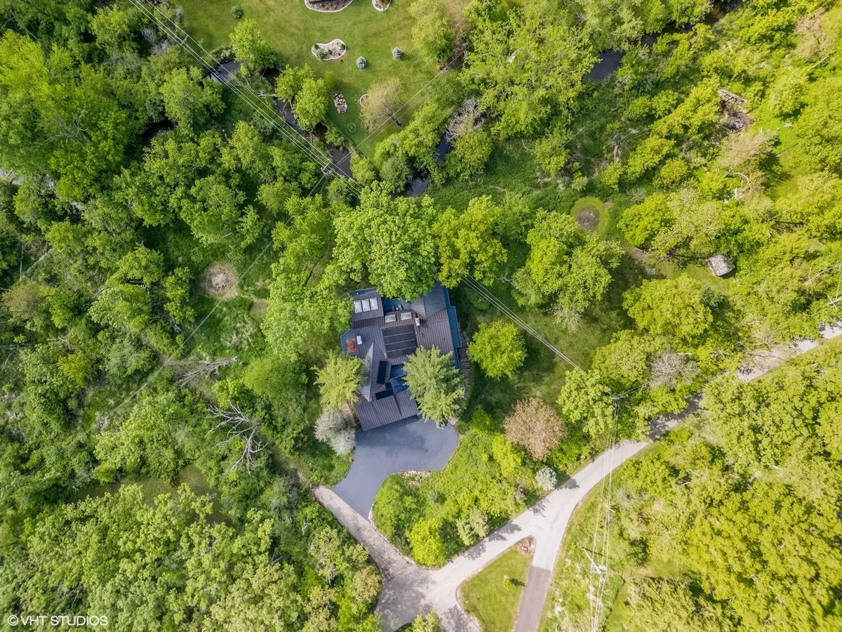 North Barrington, IL 60010,284 Oxford RD
