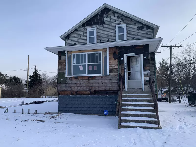 7807 43rd ST, Lyons, IL 60534