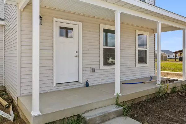 Fisher, IL 61843,508 Patterson DR