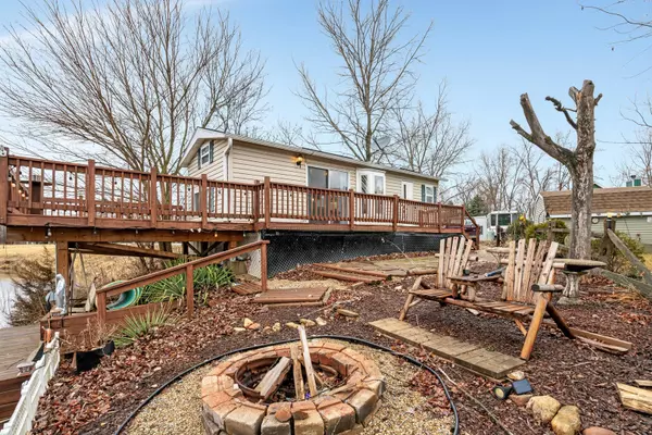 Wilmington, IL 60481,82 Dinosaur RD