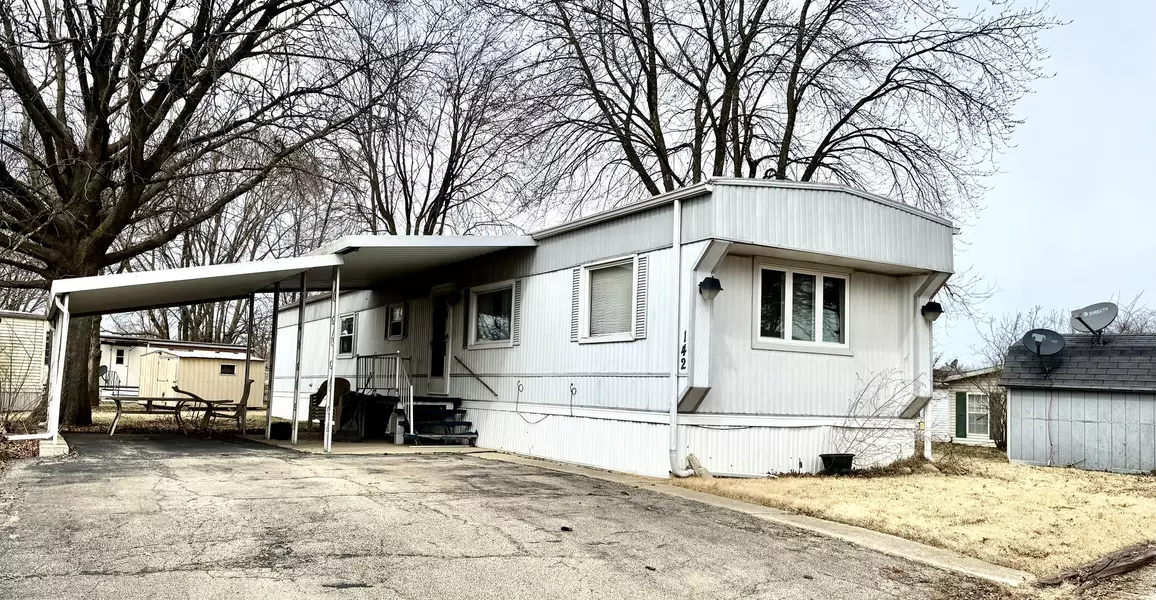 142 Maple LN, Manteno, IL 60950