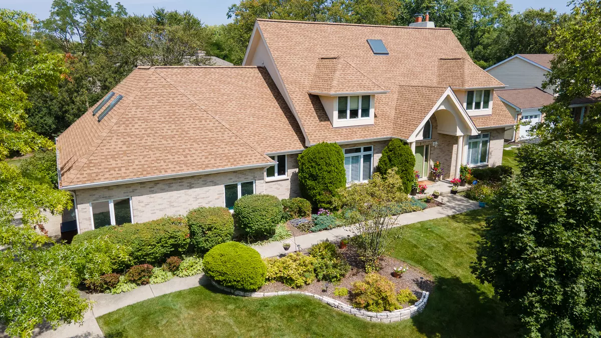 Lincolnshire, IL 60069,2 Cornell DR