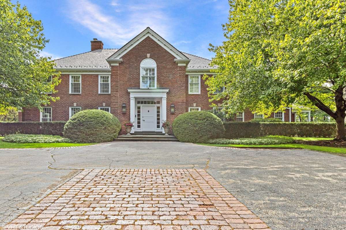 Lake Forest, IL 60045,899 E Ringwood RD S