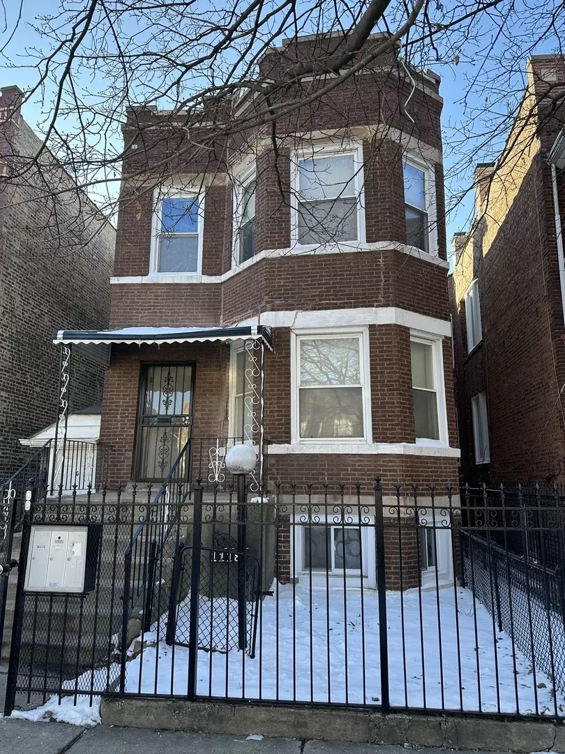 Chicago, IL 60651,1118 N Springfield AVE
