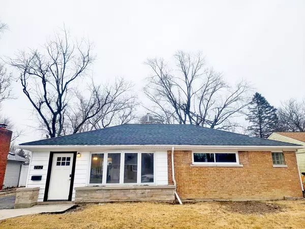 262 Minocqua ST, Park Forest, IL 60466