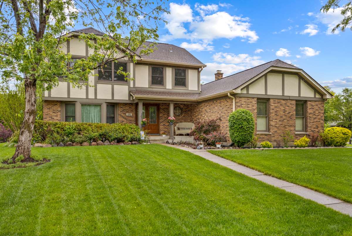 1185 surrey LN, Itasca, IL 60143