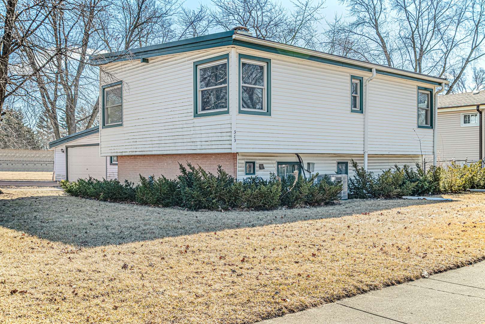 Villa Park, IL 60181,383 N Lincoln AVE