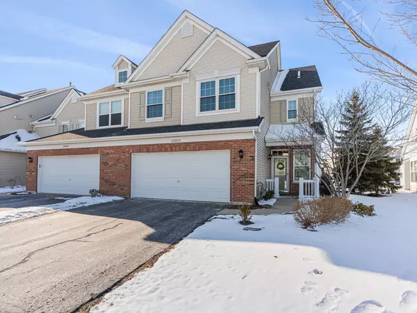 Yorkville, IL 60560,4561 Half Moon DR #D