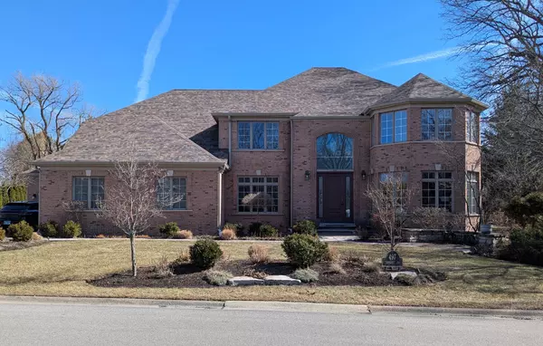 497 Thorngate LN, Riverwoods, IL 60015