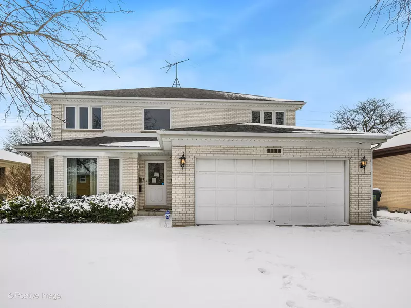 7141 W Oakton CT, Niles, IL 60714