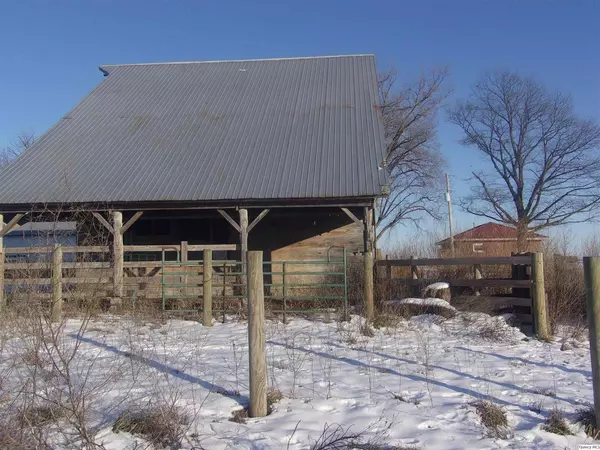 Camp Point, IL 62320-2616,2155 N 2450th Ave