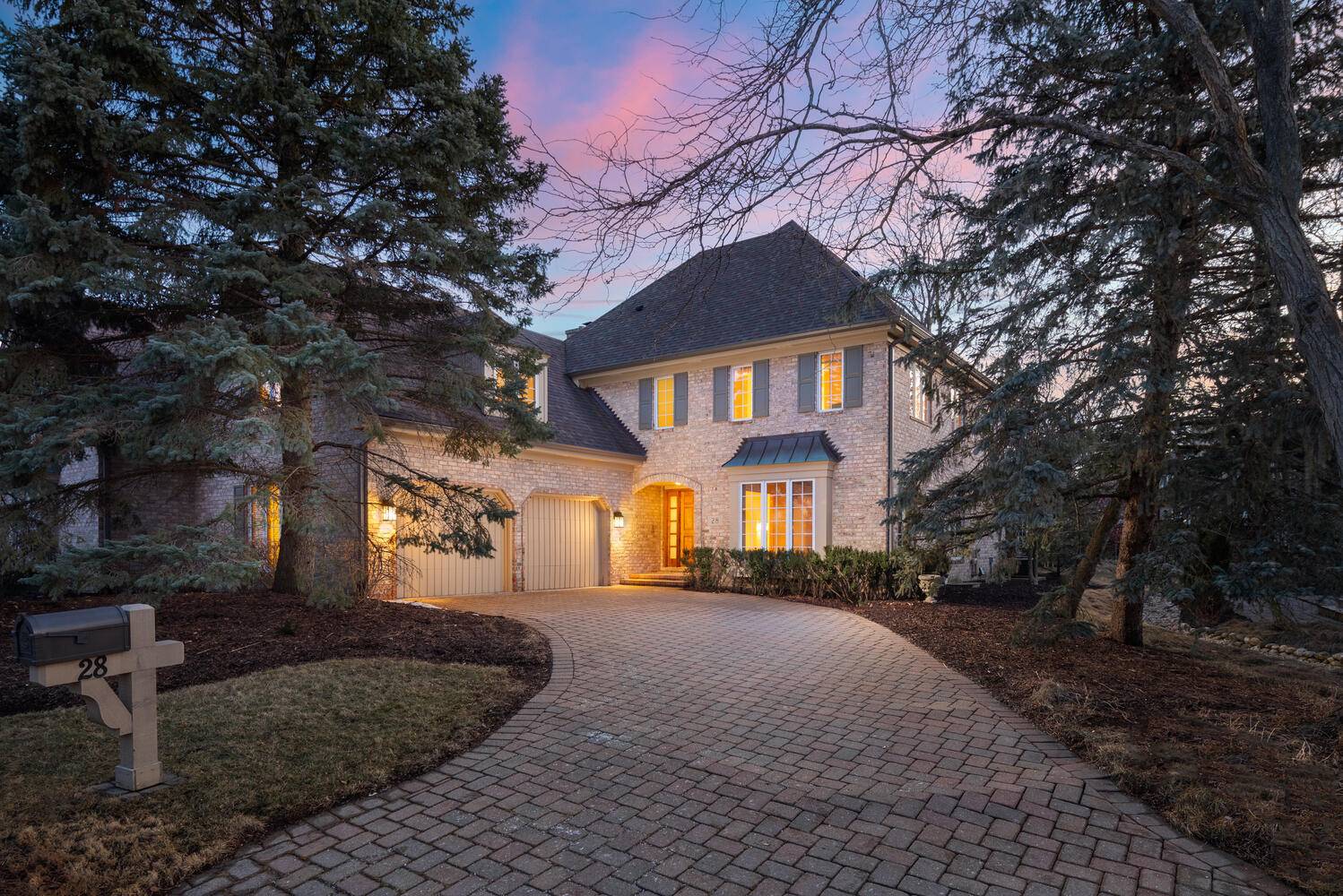 Westmont, IL 60559,28 Tartan Lakes DR