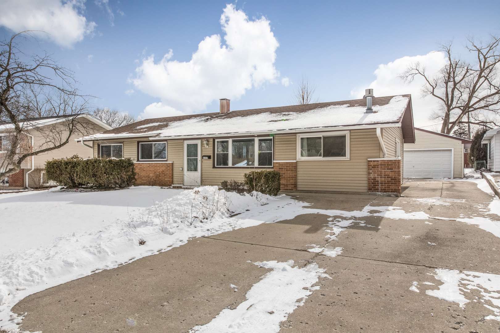 1315 Jefferson RD, Hoffman Estates, IL 60169
