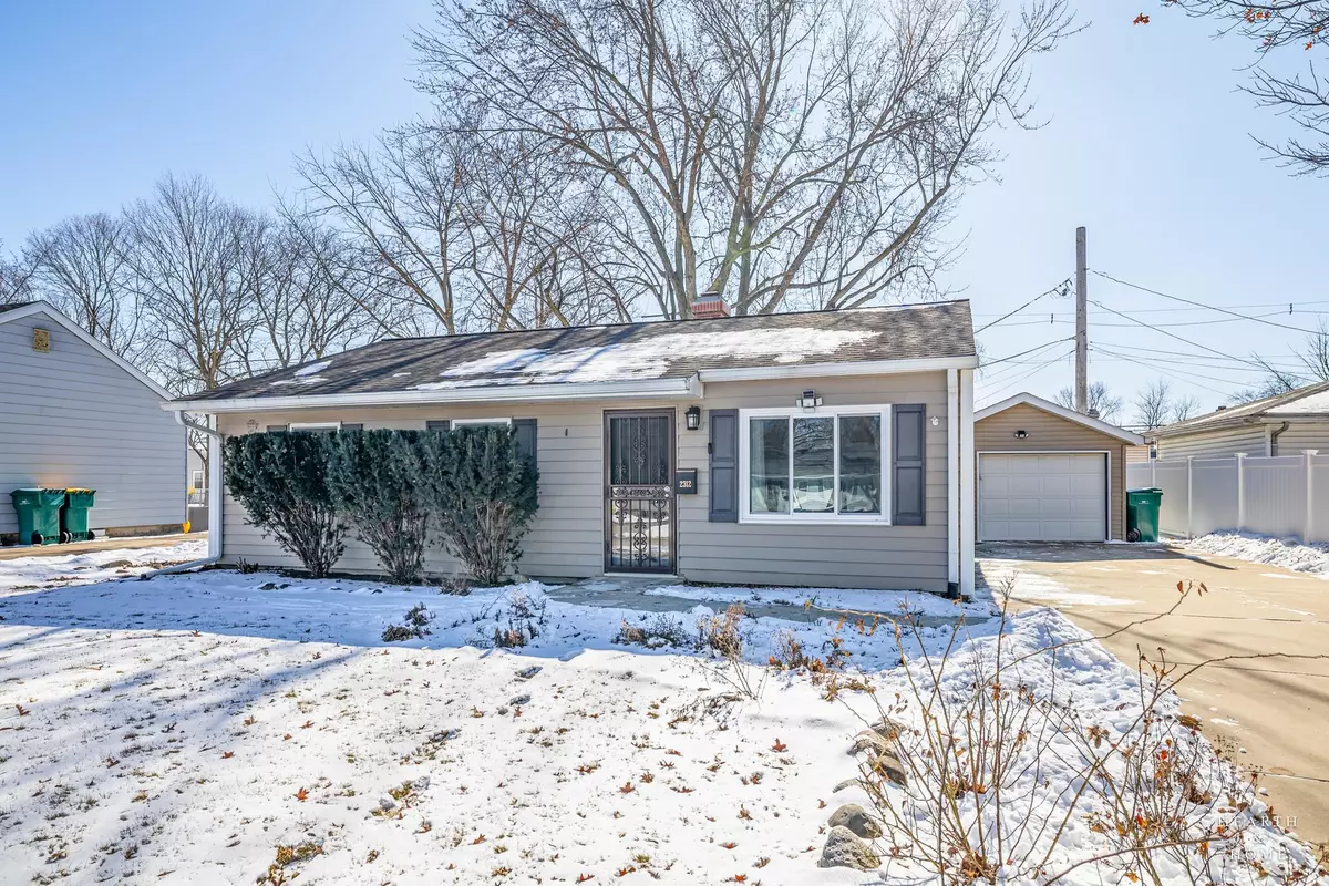 Joliet, IL 60435,2312 Birchwood LN
