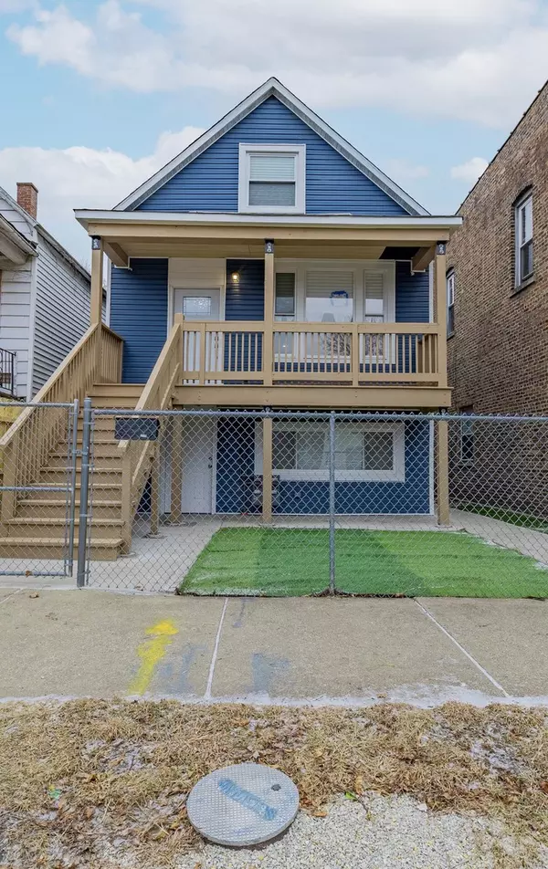 Chicago, IL 60617,8441 S Colfax AVE