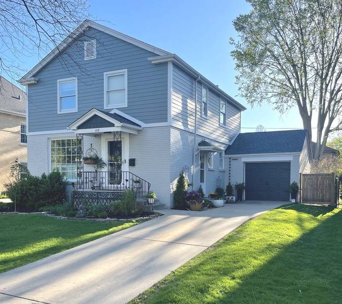108 East AVE, Park Ridge, IL 60068