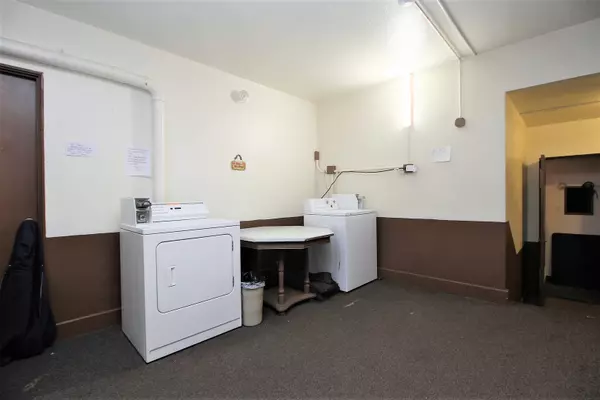 Watseka, IL 60970,213 W Walnut ST