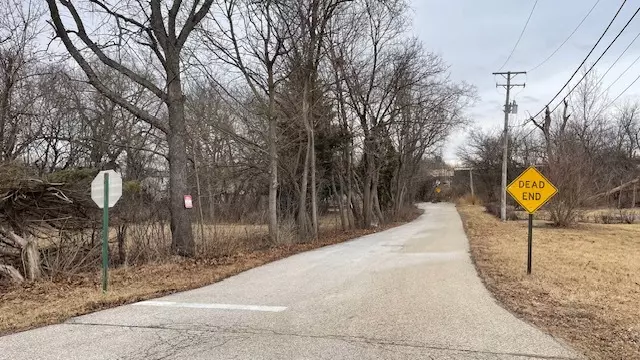 31918 Hillside DR, Lakemoor, IL 60051