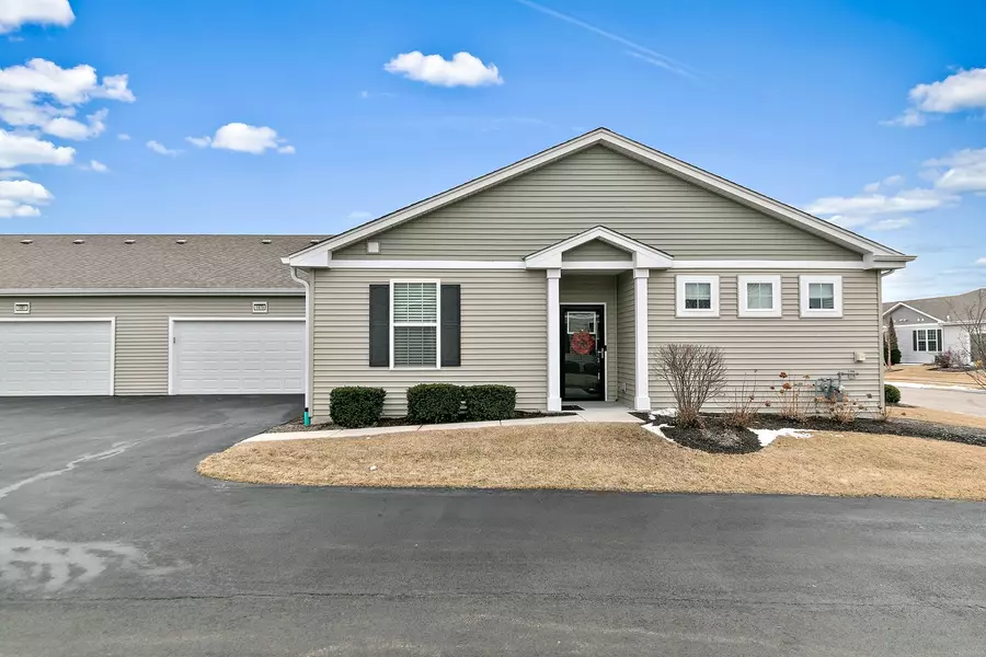 1979 Southern CIR #1979, Pingree Grove, IL 60140