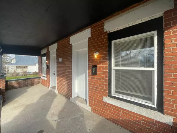 Danville, IL 61832,25 N Alexander ST