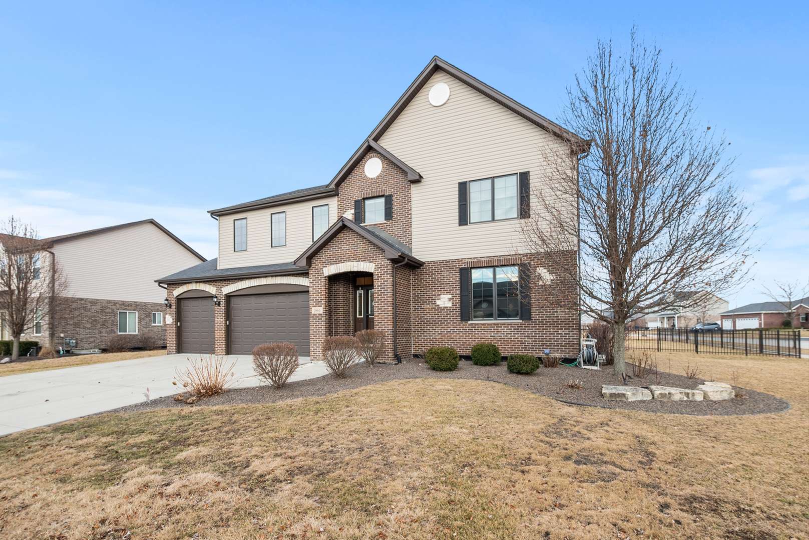 2884 Brett DR, New Lenox, IL 60451