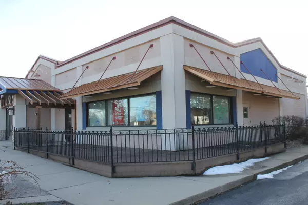 Dekalb, IL 60115,131 N Annie Glidden RD