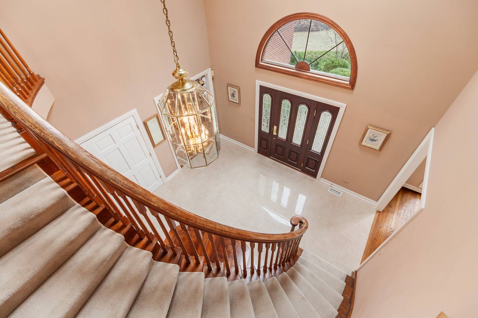 Lake Forest, IL 60045,951 Country PL