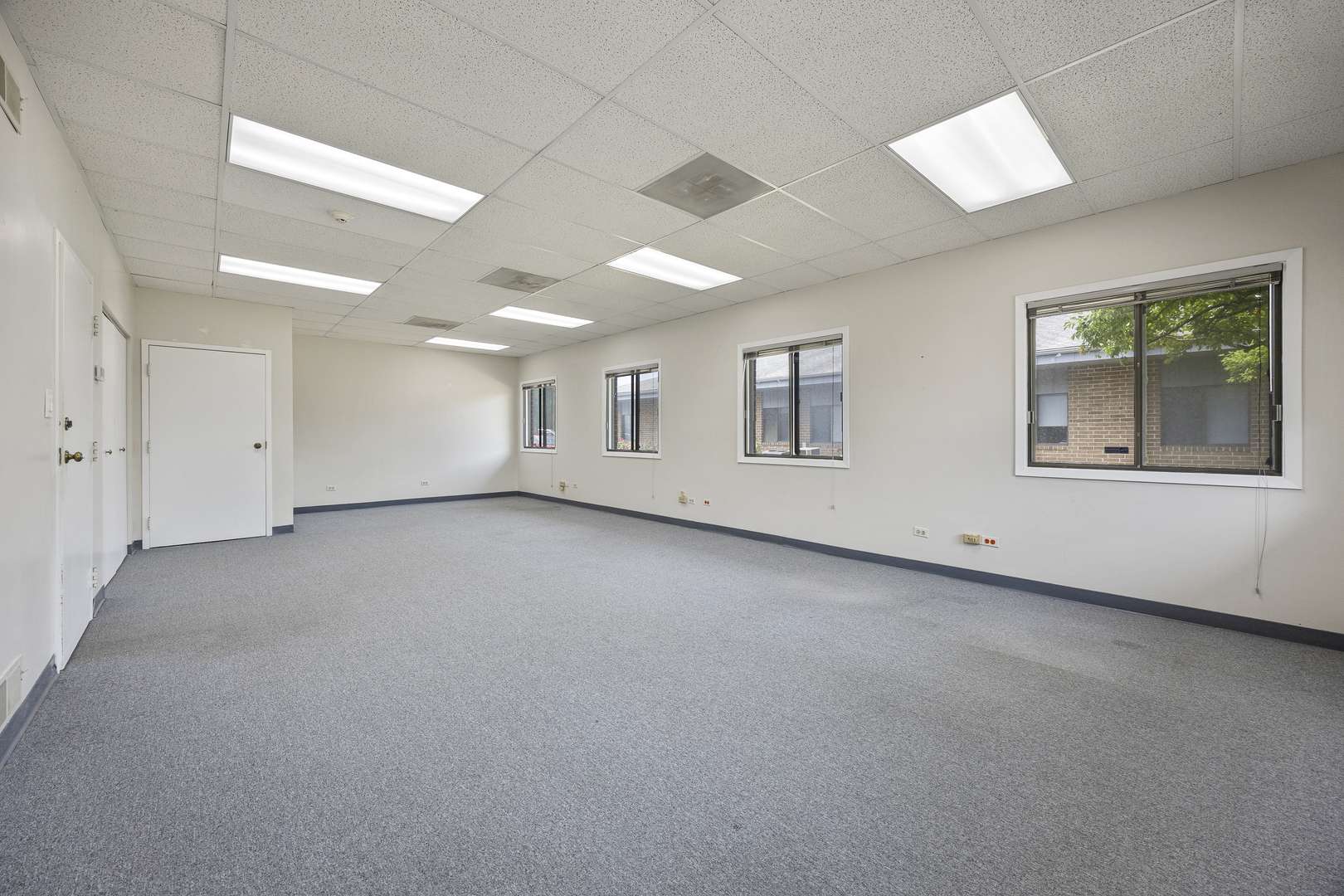 Winfield, IL 60190,27W281 Geneva RD #K2